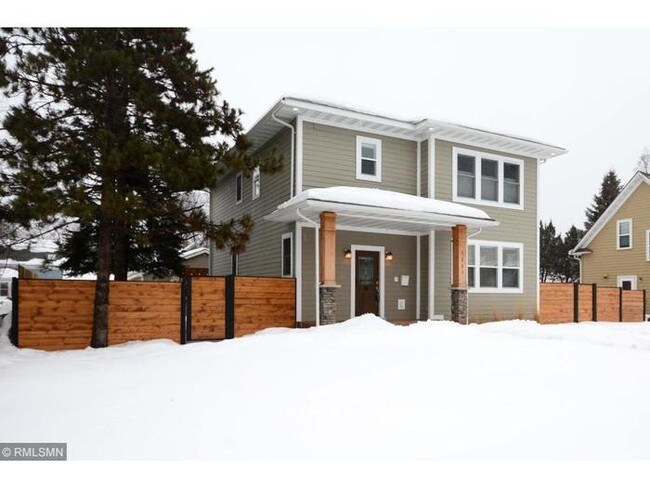 Building Photo - 3221 42nd Ave S