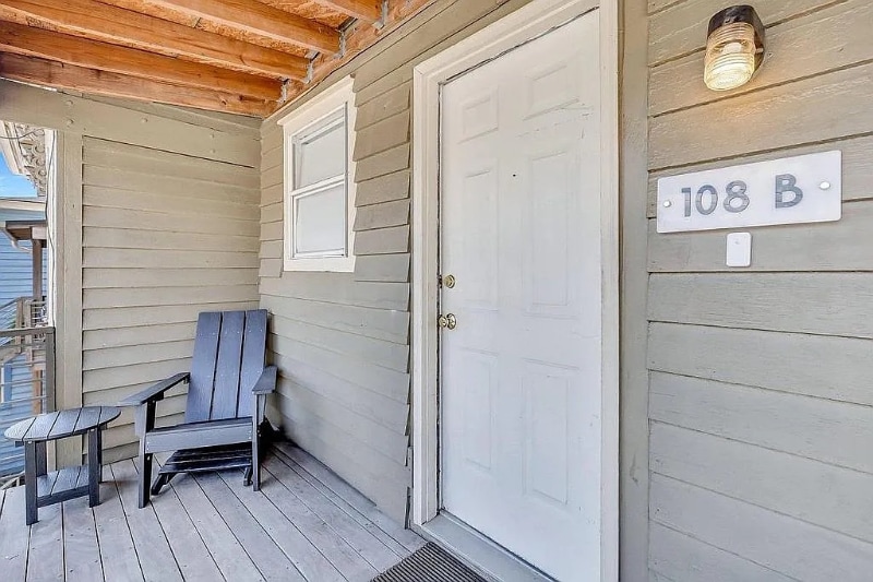 Building Photo - 108 E Anderson St