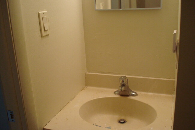 Bathroom - 7033 Ridge Ave