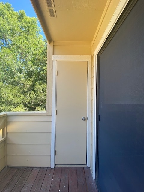 Building Photo - 1504 Woodlake Dr