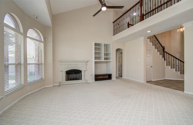 Building Photo - 1230 Blue Leaf Dr