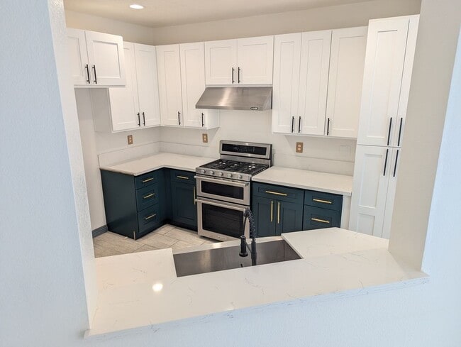 Building Photo - 14078 Lemoli Way