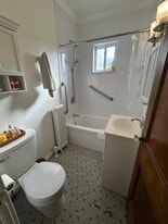 Building Photo - 997 Nottingham Rd