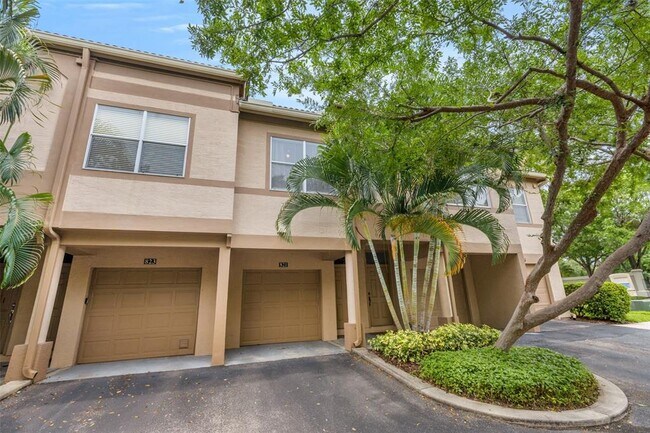 Building Photo - 821 Normandy Trace Rd