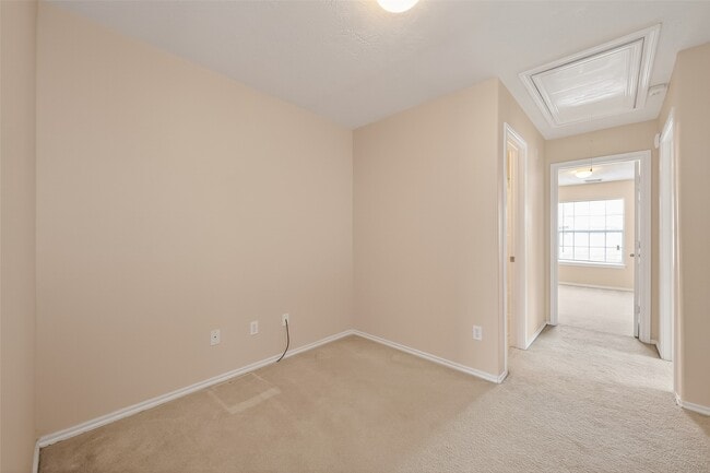 Building Photo - 6127 Morningshire Ln