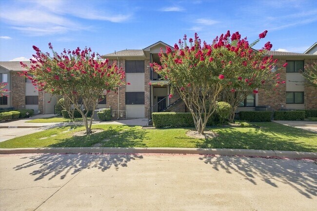 Building Photo - 1846 Signal Ridge Pl