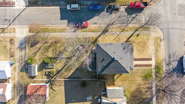 Building Photo - Updated 1920s Colonial in Northside – 3 Bed, 4 Bath – Available Now – $2,895/mo