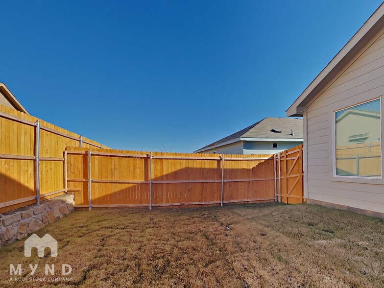 Building Photo - 1037 Calley Pear Trl