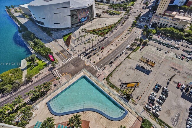 Building Photo - 888 Biscayne Blvd