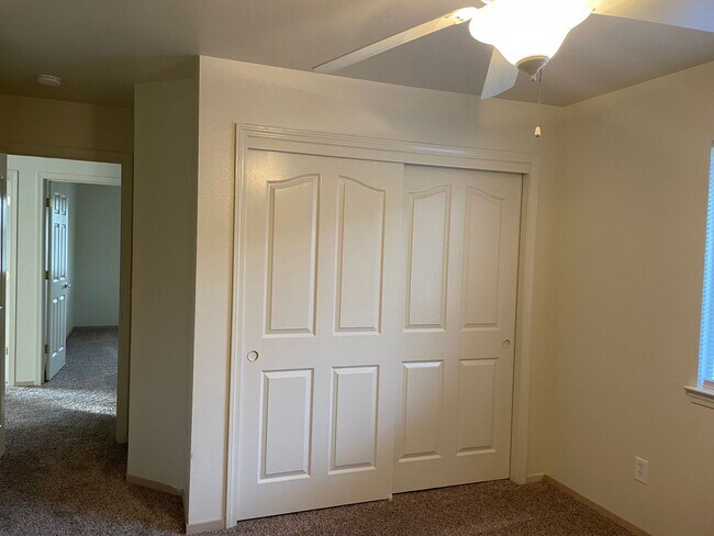 Building Photo - sout1067