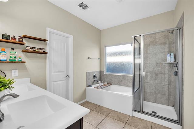 Building Photo - 3014 Rosemount Ln