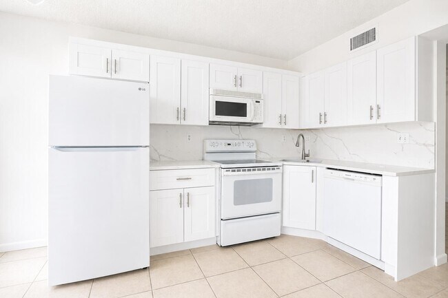 Building Photo - 5910 Morningstar Cir
