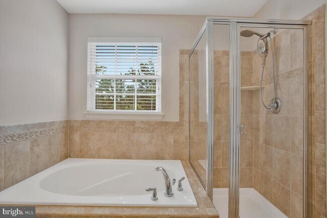 Building Photo - 9612 Hammonds Overlook Ct