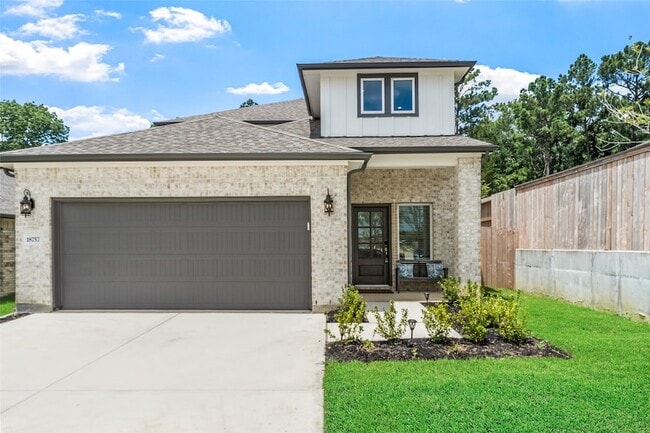 Building Photo - 18757 Timber Gln Dr