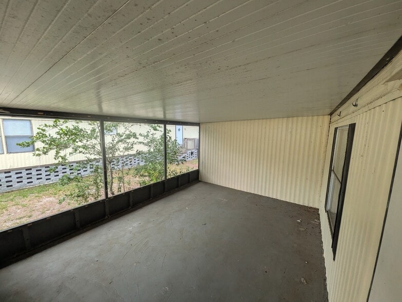 Building Photo - 3276 Mt Tabor Rd