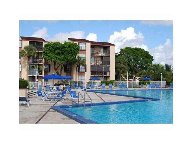 Building Photo - 14201 SW 88th St