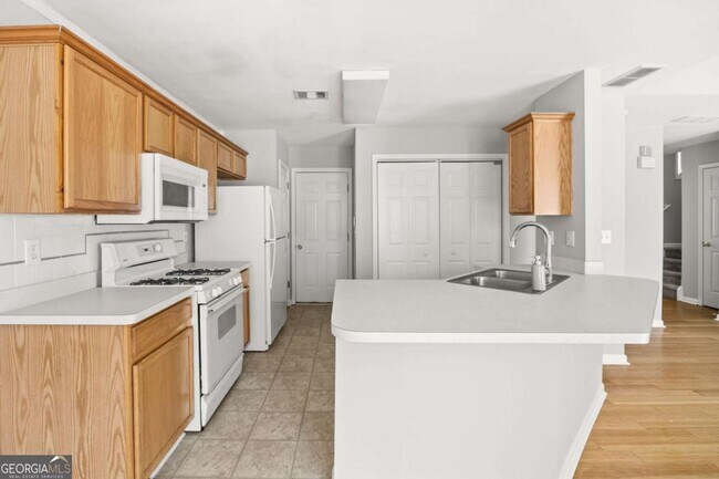Building Photo - 3121 Lily Way NW