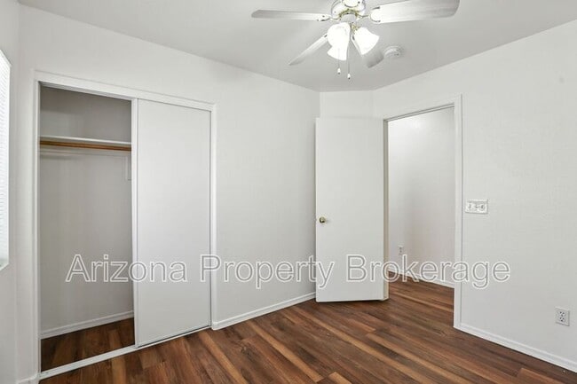 Building Photo - 11450 E Contessa St