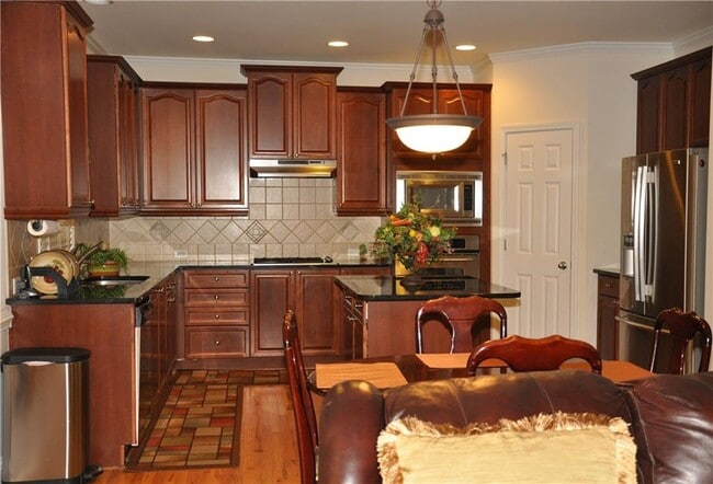 Building Photo - 4315 Wykeshire Ct