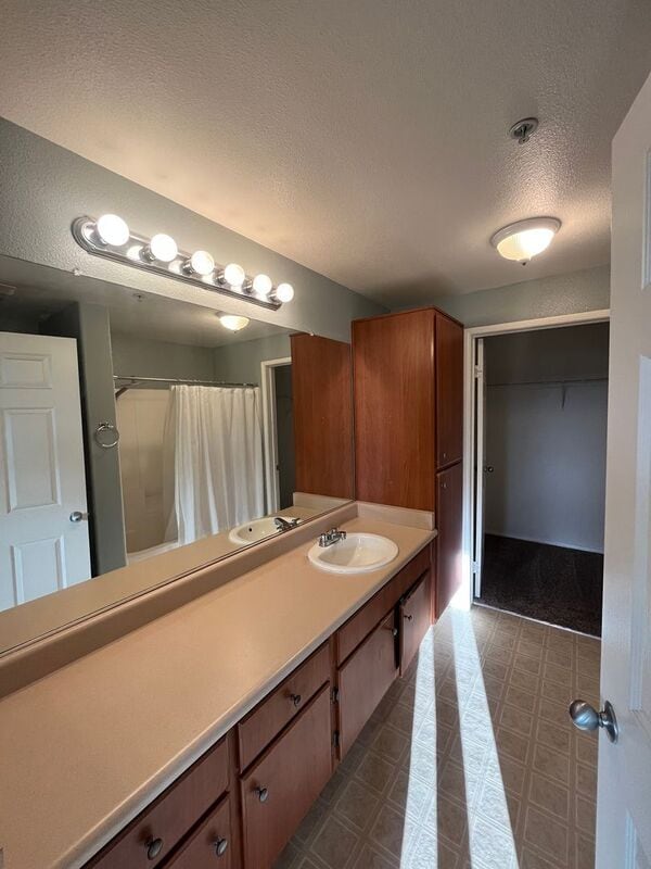 Building Photo - 44740 Adam Ln