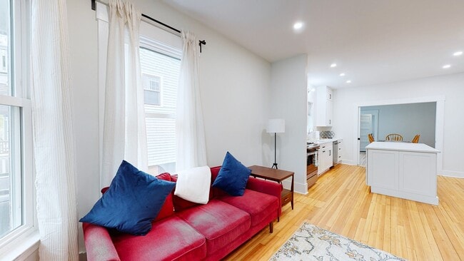 Building Photo - 276-278 Willow St