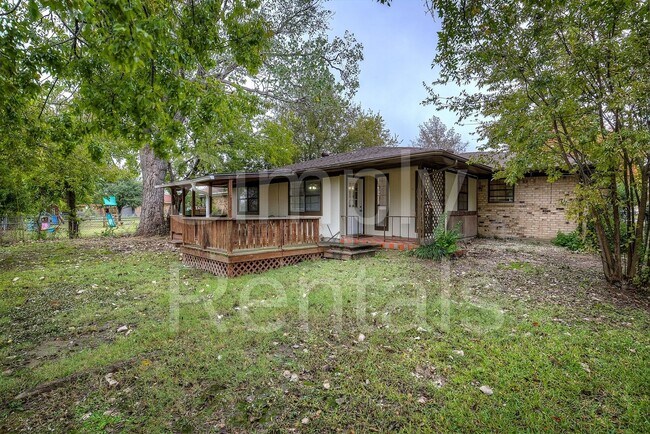 Building Photo - 6716 Sayle St