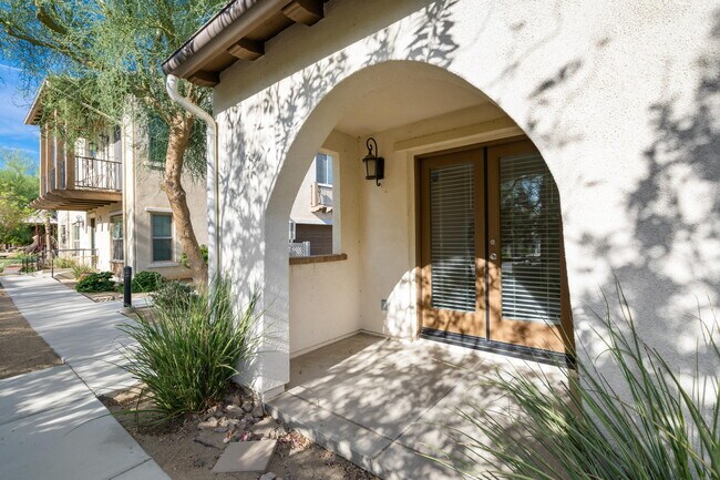 Building Photo - 262 Paseo Gregario