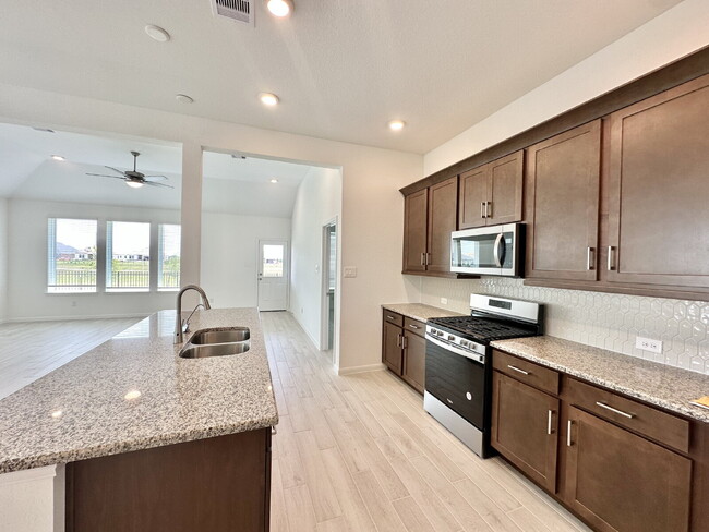 Building Photo - Brand New 3 Bed / 2 Bath Home with Water V...