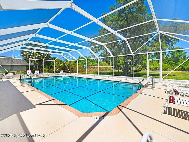 Building Photo - 2240 Spring Creek Cir