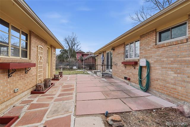 Building Photo - 3505 Martin Dr