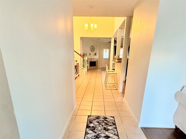 Building Photo - 4615 Pin Oak Creek Ln