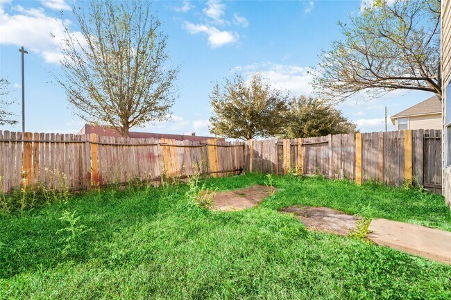 Building Photo - 3618 Windmill Village Dr