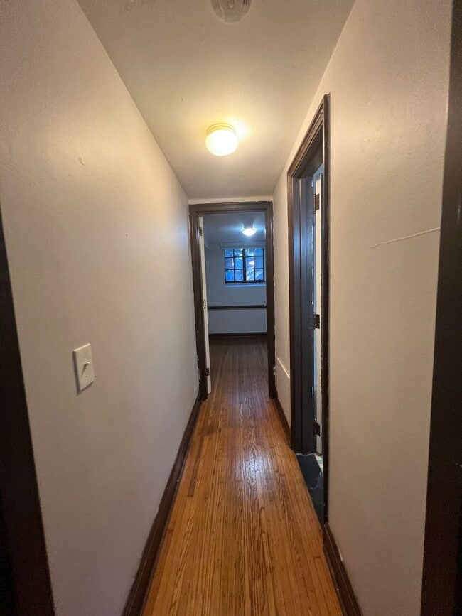 Building Photo - 125 Highland Pkwy