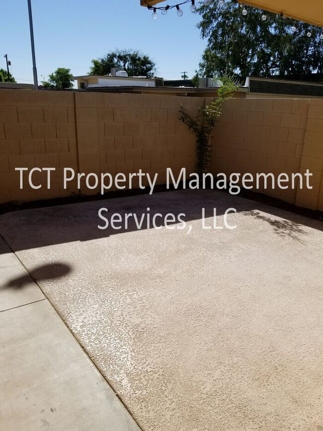 Building Photo - Adorably Updated Patio Home near Old Town Scottsdale