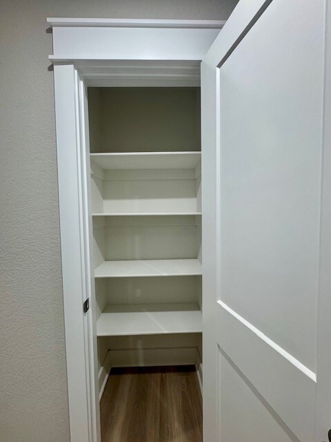 Building Photo - 1208 W Lazy L St