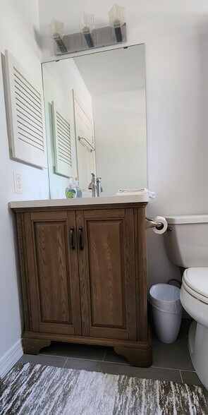 Building Photo - 186 Pebble Shores Dr