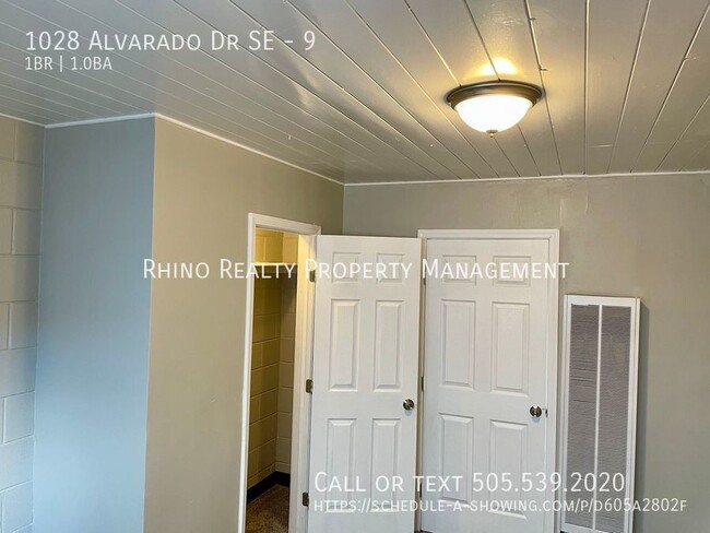 Building Photo - 1st Month Rent Free! Remodeled 1 Bedroom, ...