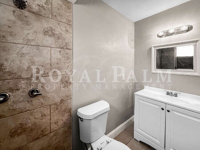 Building Photo - 7300 Barragan Rd