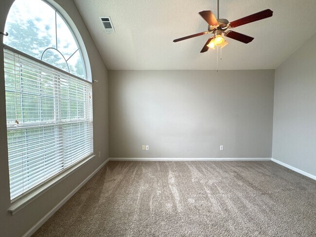 Building Photo - 113 Dupre Mill Ct