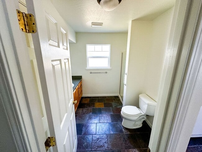 Building Photo - Two Story Custom Home in Arcata!