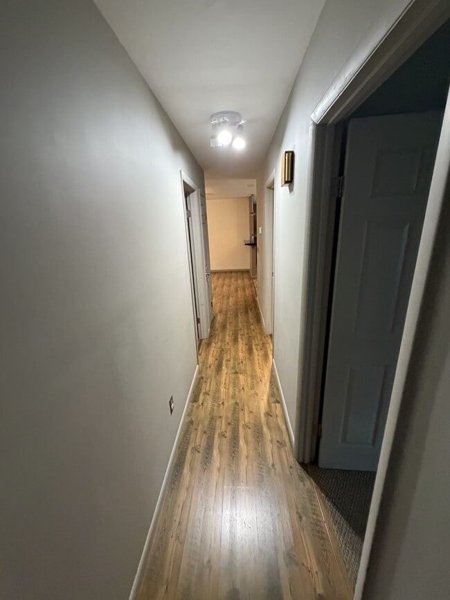 Building Photo - 50 Jolly Rancher Dr