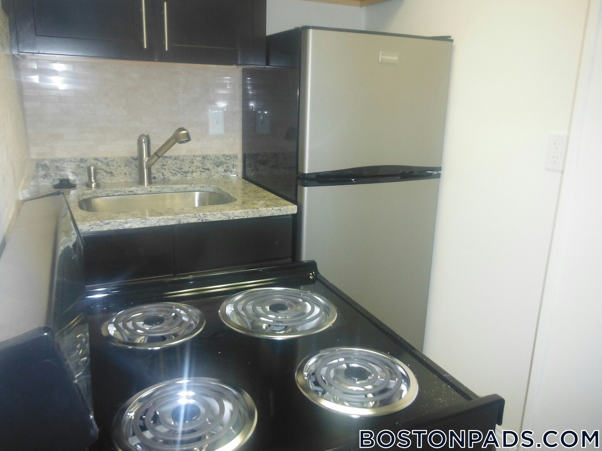 Building Photo - 62 Boylston St