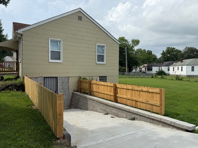 Building Photo - 7019 Manette Dr