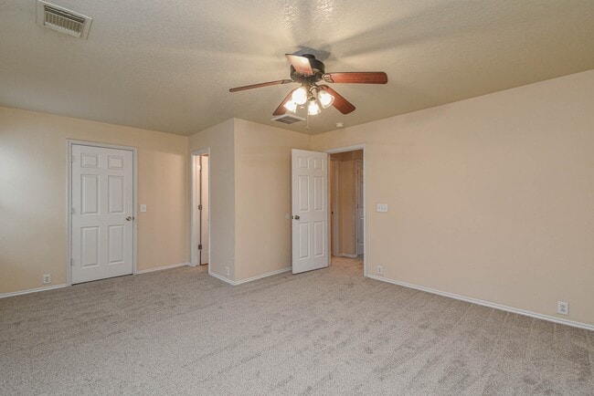 Building Photo - 29704 Sullivan Oaks Dr