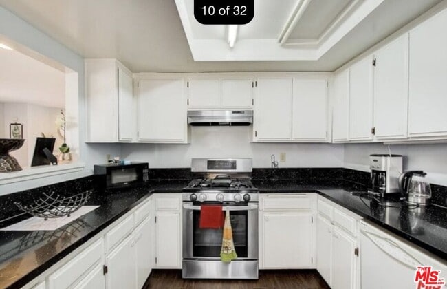 Building Photo - 4843 W 118th Pl