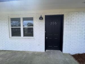 Building Photo - 255 S Hicks St