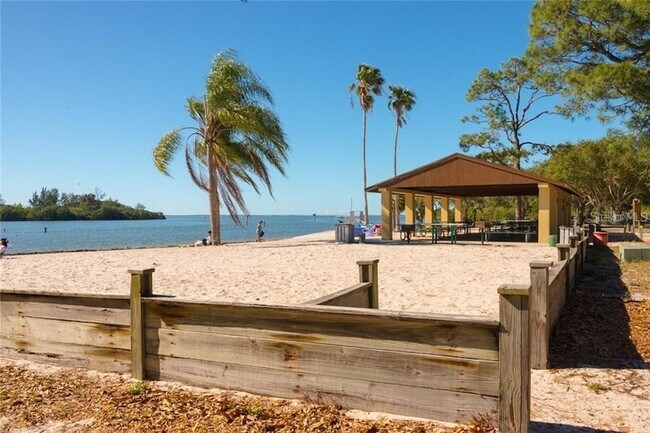 Building Photo - 9981 Eagles Point Cir