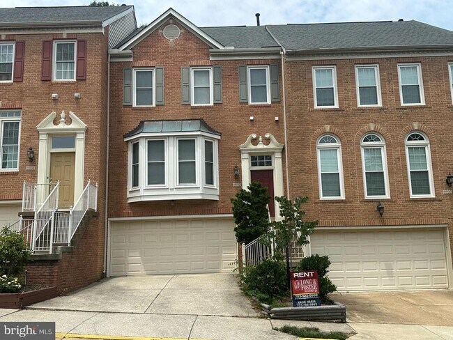 Building Photo - 8502 Harvest Oak Dr