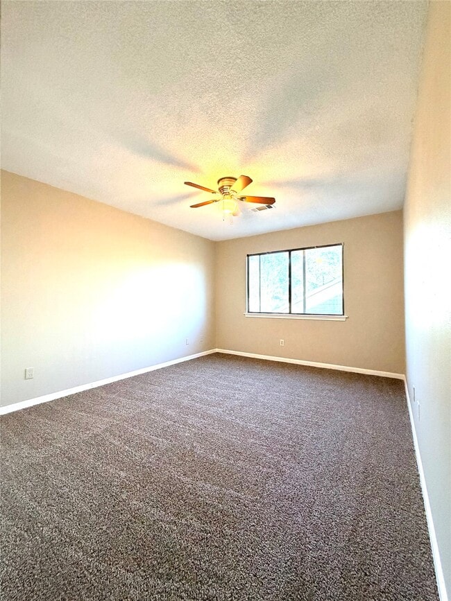 Building Photo - 3800 September Dr