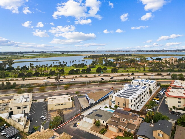 Building Photo - 1404 Lieta St